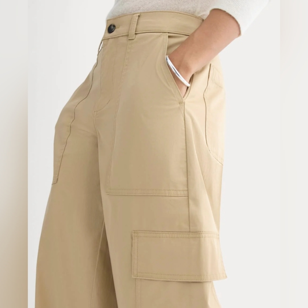Everlane Utility Cargo Pants, Classic Khaki, Size 16, Barrel Leg Ankle Length - Picture 3 of 4